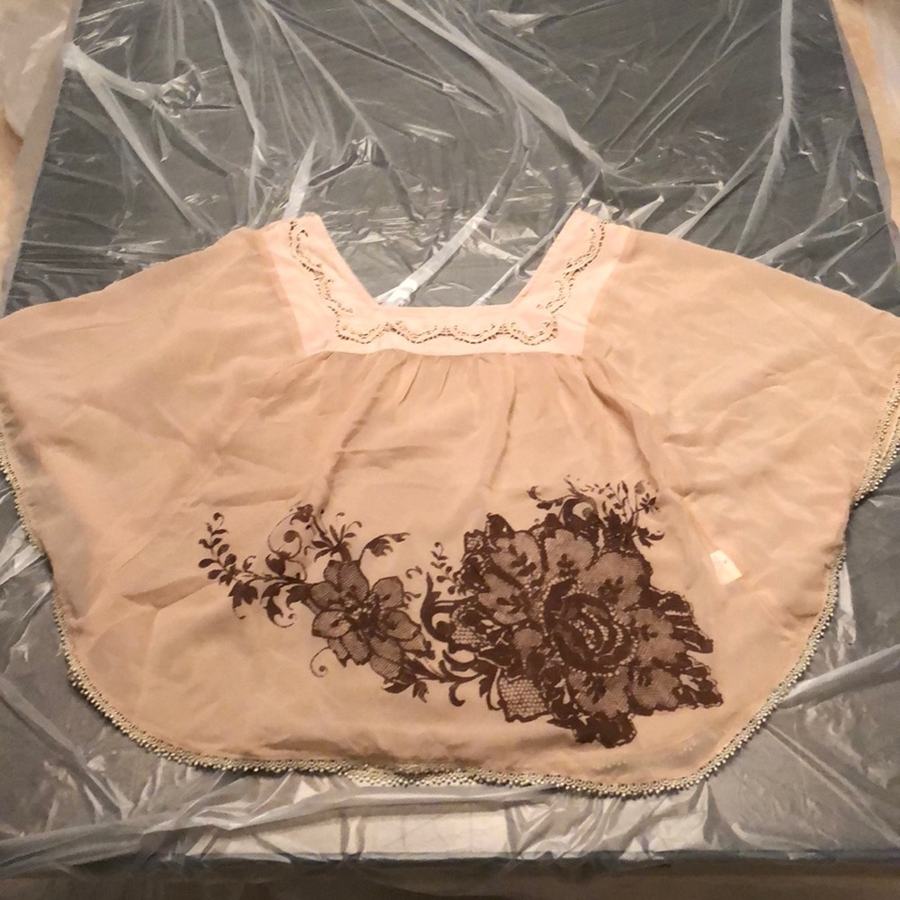 Miroa Sheer 100% polyester blouse